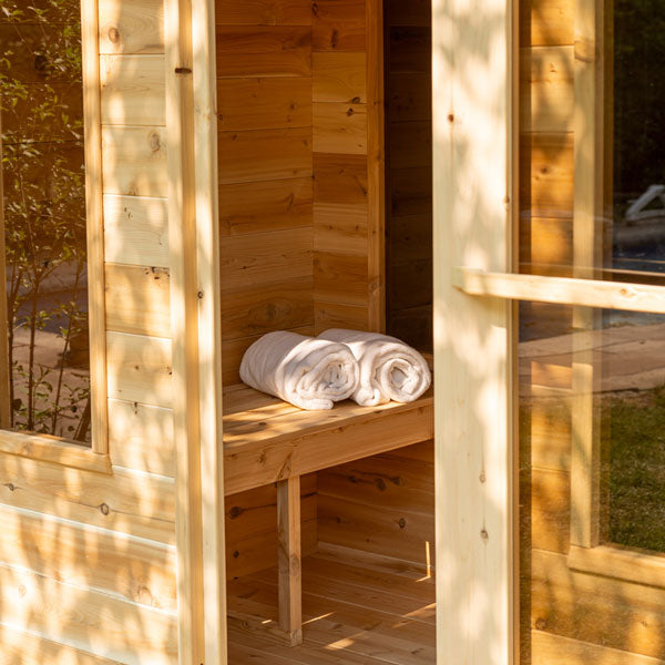 Dundalk Leisurecraft CT Georgian Cabin Cedar Traditional Steam Sauna with Changeroom, Outdoor/Indoor (CTC88CE)