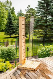 Dundalk LeisureCraft Canadian Timber Sierra Pillar Shower